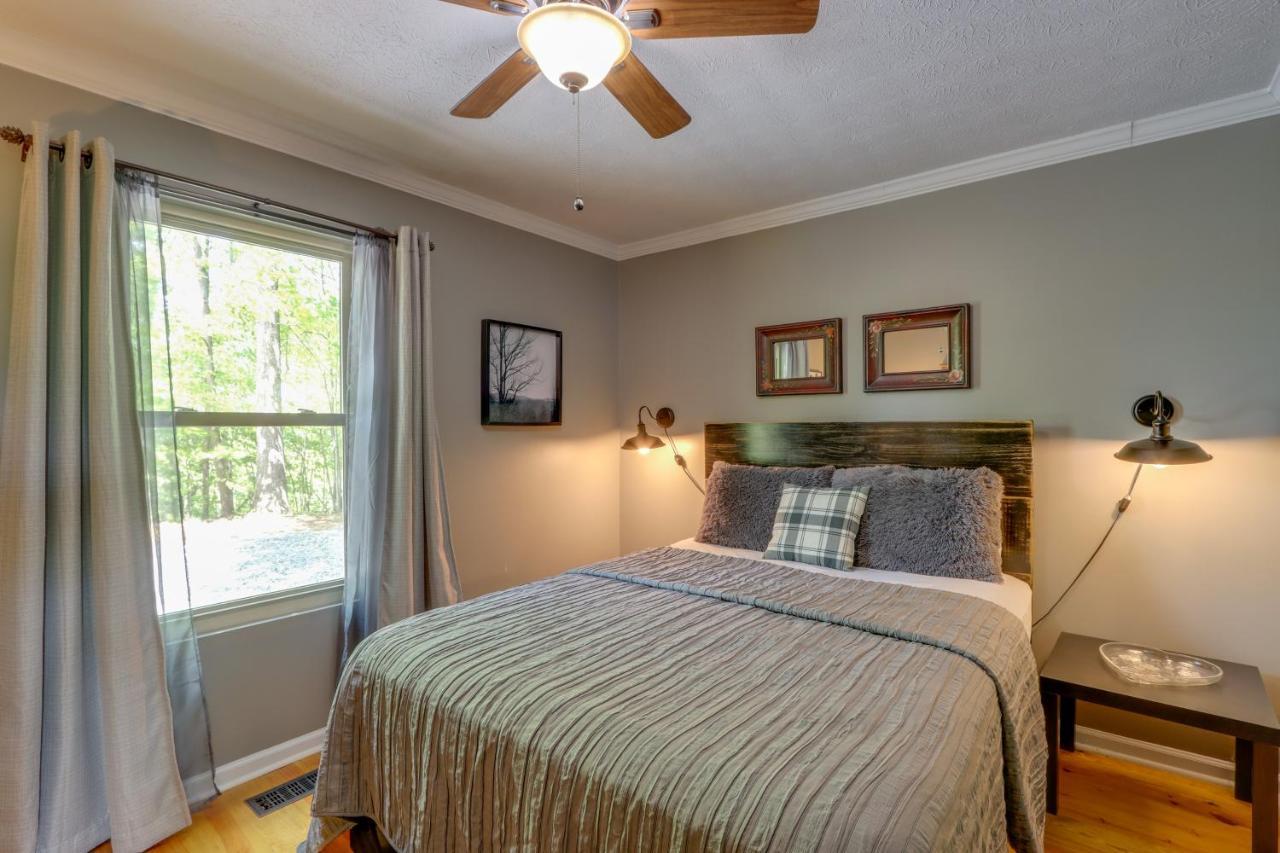 Villa Blue Ridge Getaway With Hot Tub And Seasonal View! Exterior foto